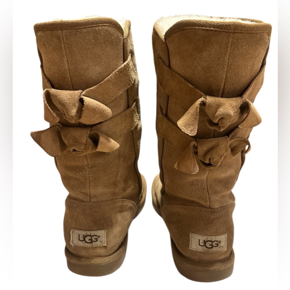 UGG Australia Allegra Bailey Bow II Boots Size 6